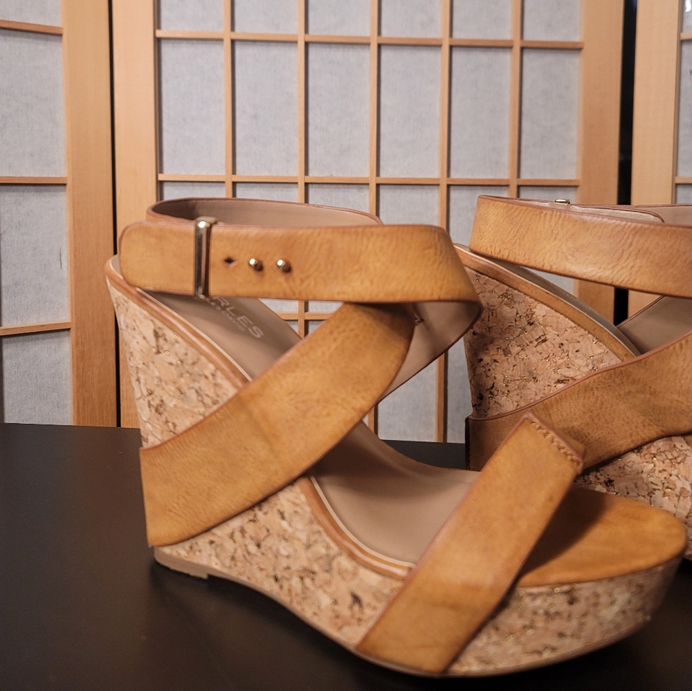 Charles By Charles David Arlington Wedge Sandal - Picture 3 of 15